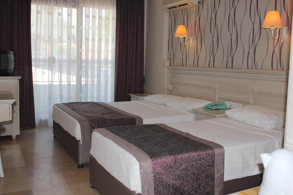 Bonjour Hotel Marmaris Bilik gambar